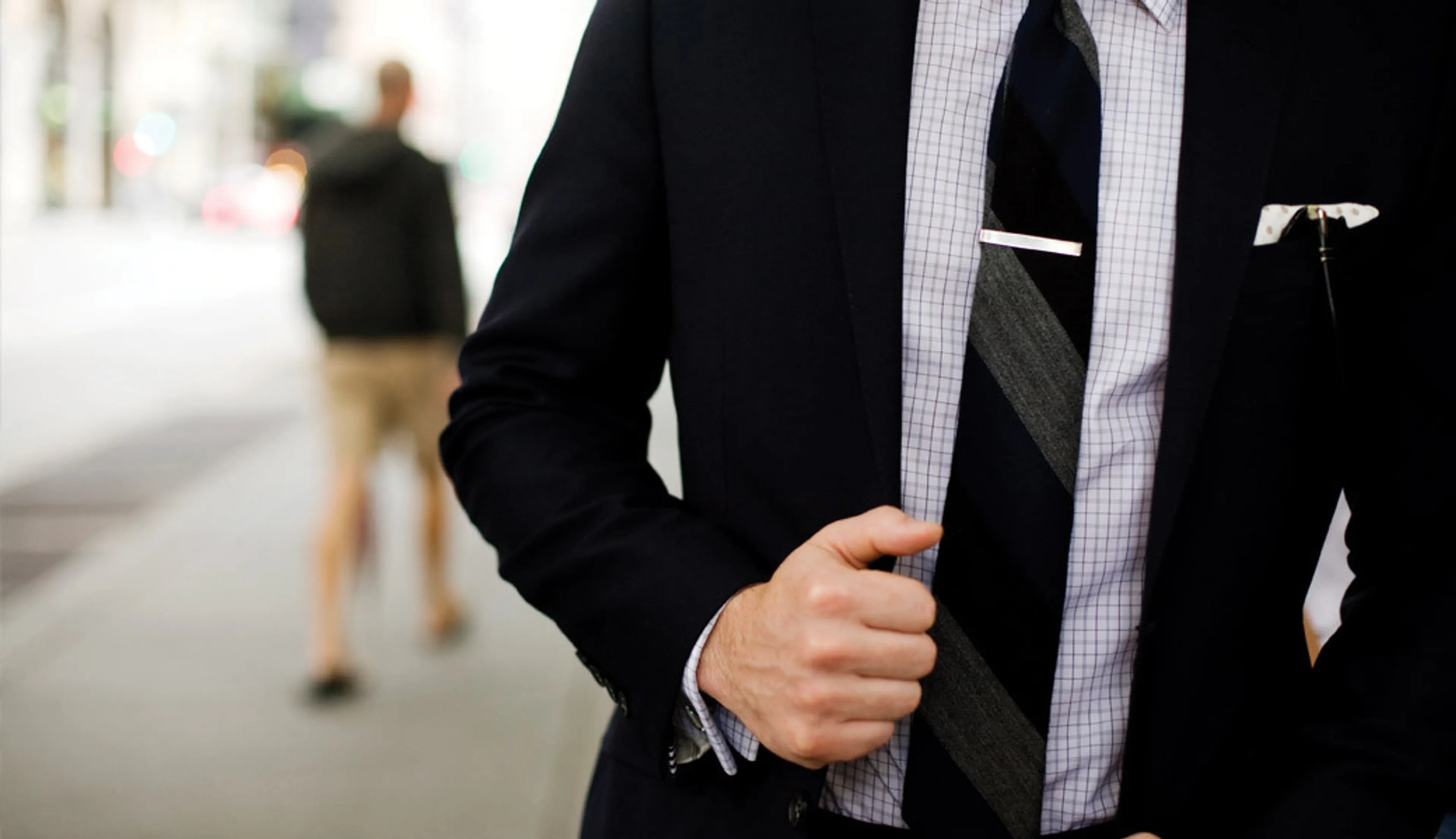 Капитал - Госслужащих обяжут быть скромнее