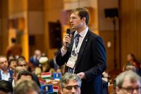 Facebook Тимура Турлова