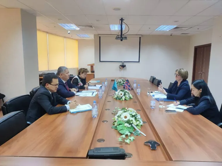 Капитал - Представители РК и Великобритании обсудили вопросы авиасообщения