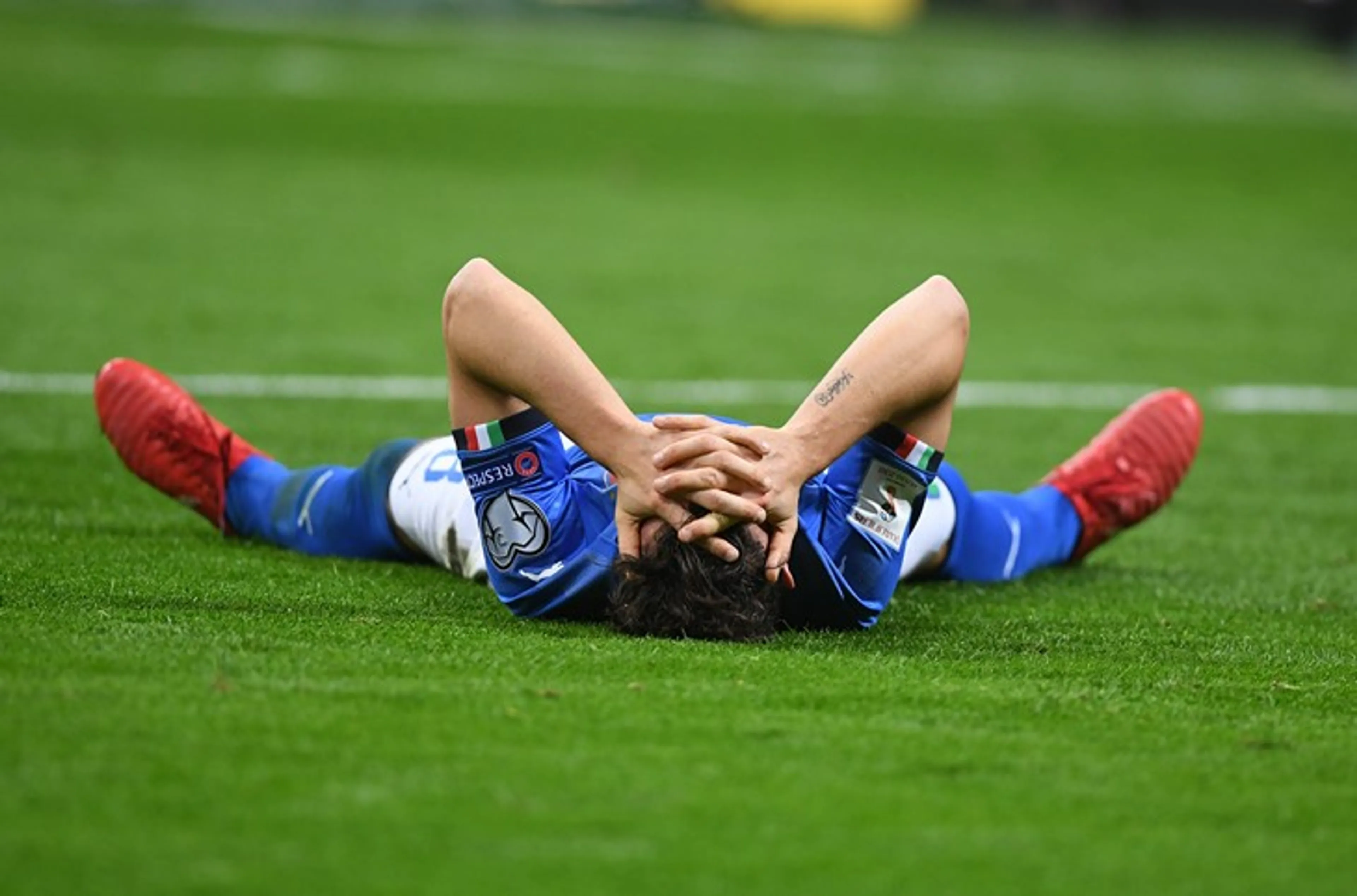 Капитал - Италия потеряет 1 млрд евро из-за поражения футбольной сборной