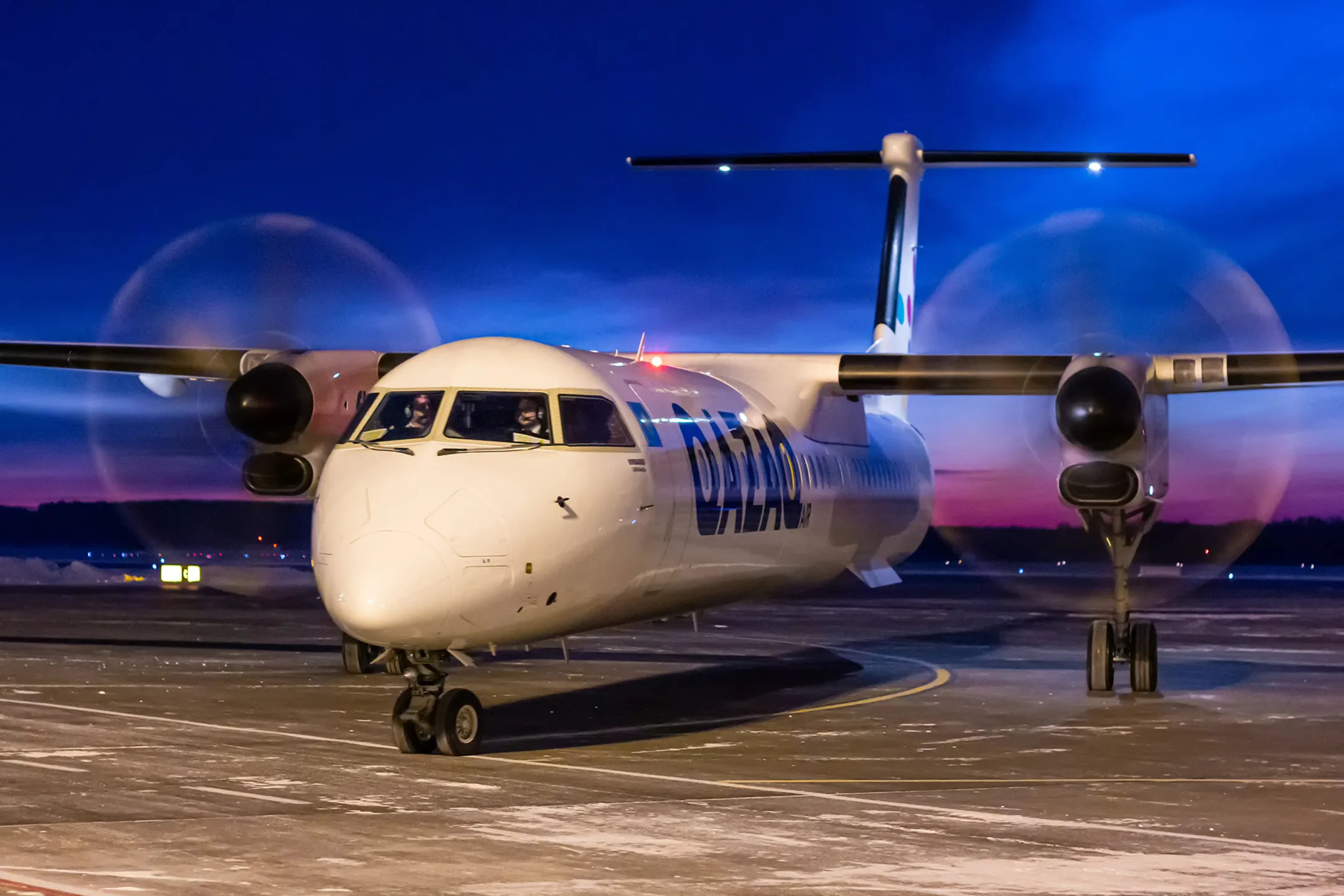 В Qazaq Air рассказали о работе пилотов - Image Kapital.kz
