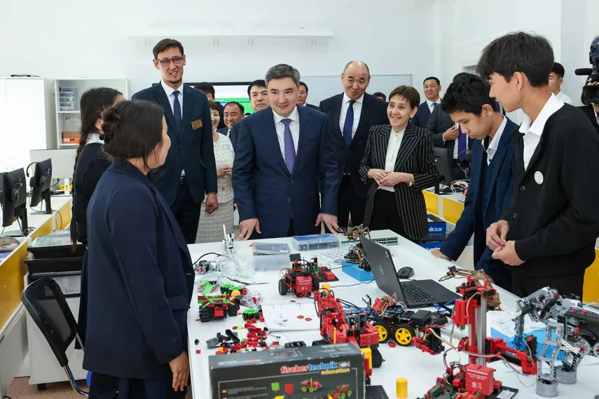 Капитал - Около тысячи школ модернизировано в малых городах и селах Казахстана