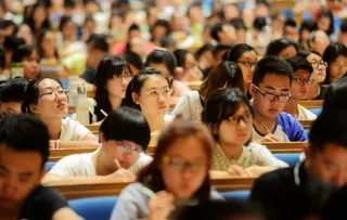 Капитал - Китай активизирует усилия по привлечению иностранных студентов