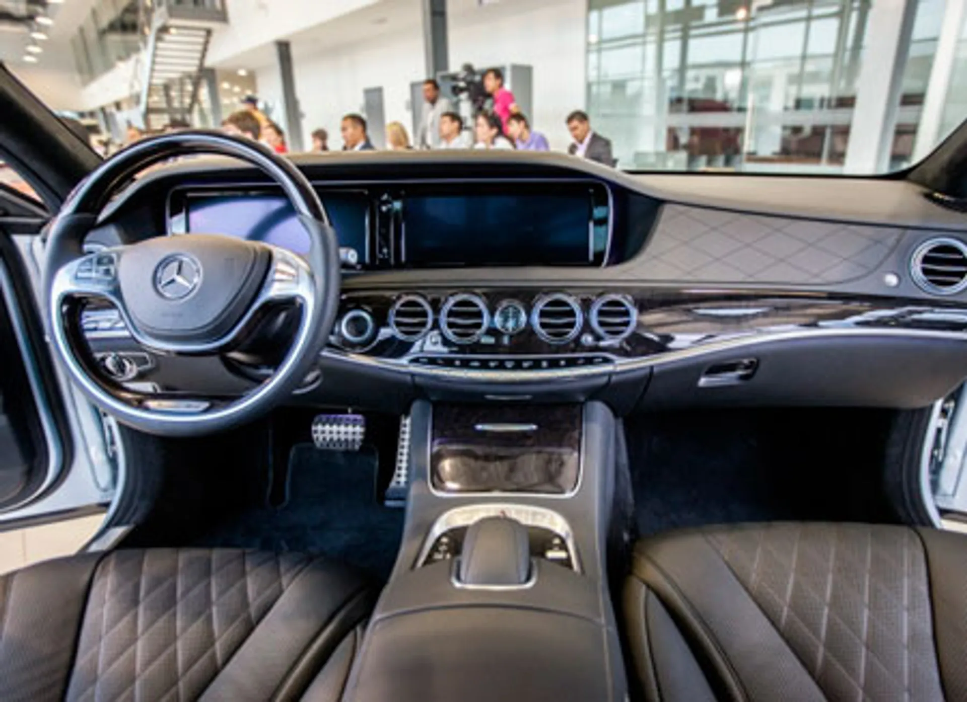 Капитал - Новый S-Класс уже в Астане