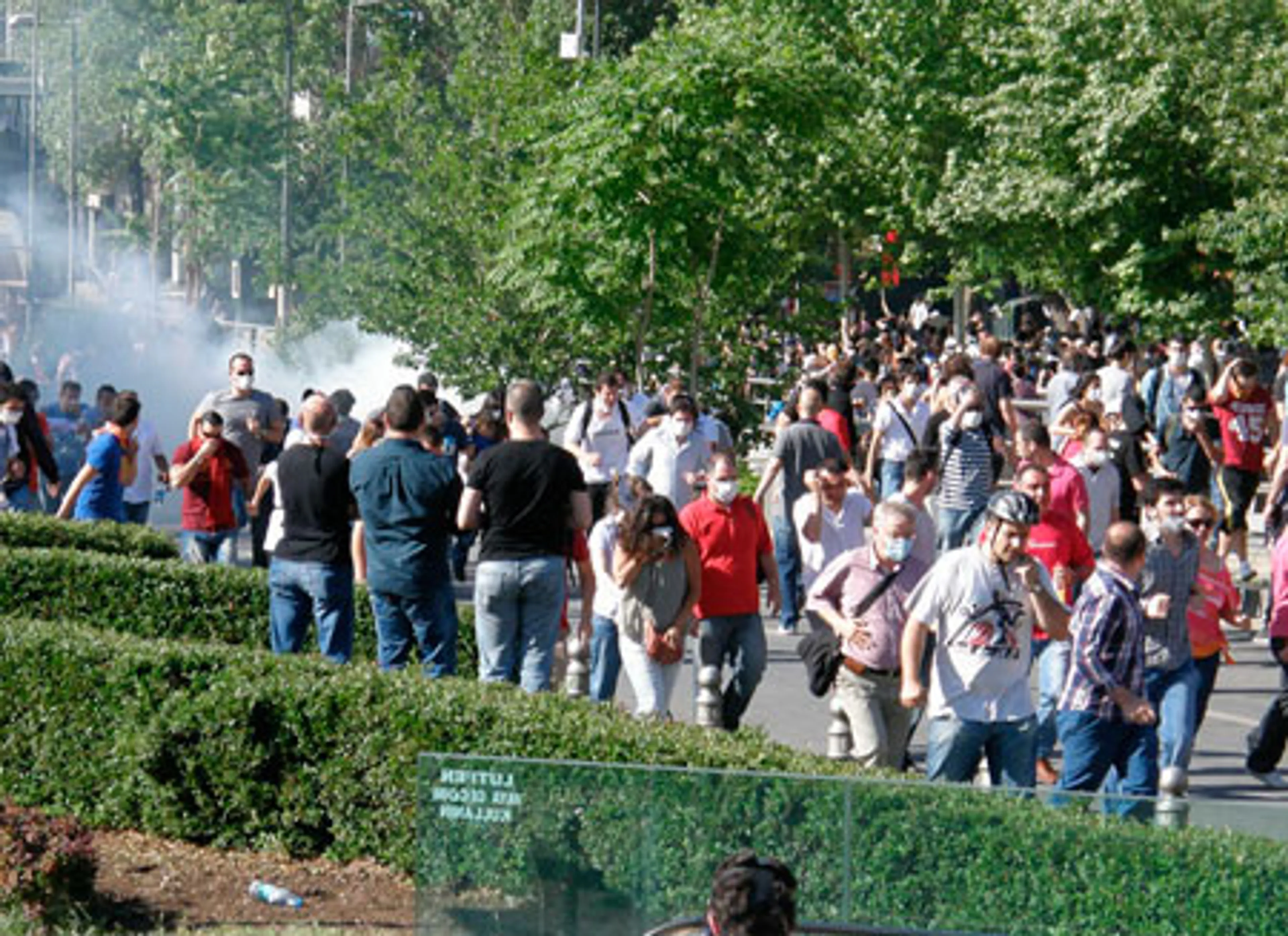 Капитал - Мэрия Стамбула отказалась от строительства на площади Таксим