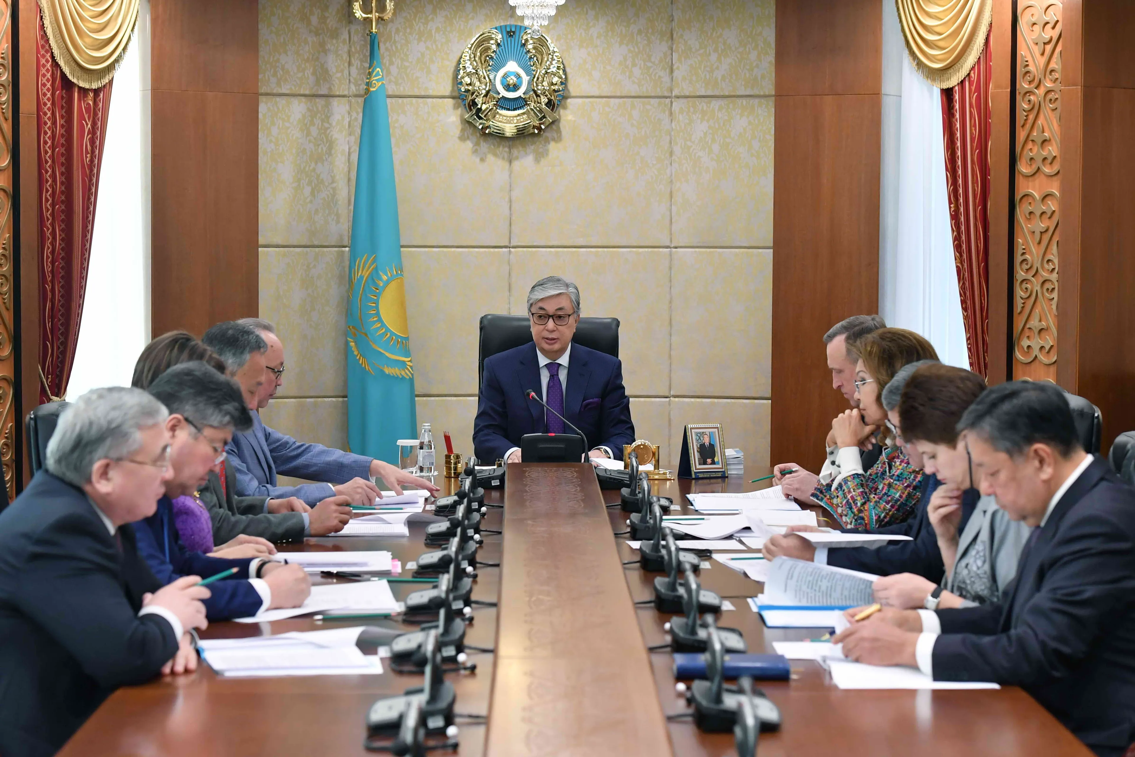 Капитал - Сенаторы недовольны большинством ответов на свои запросы