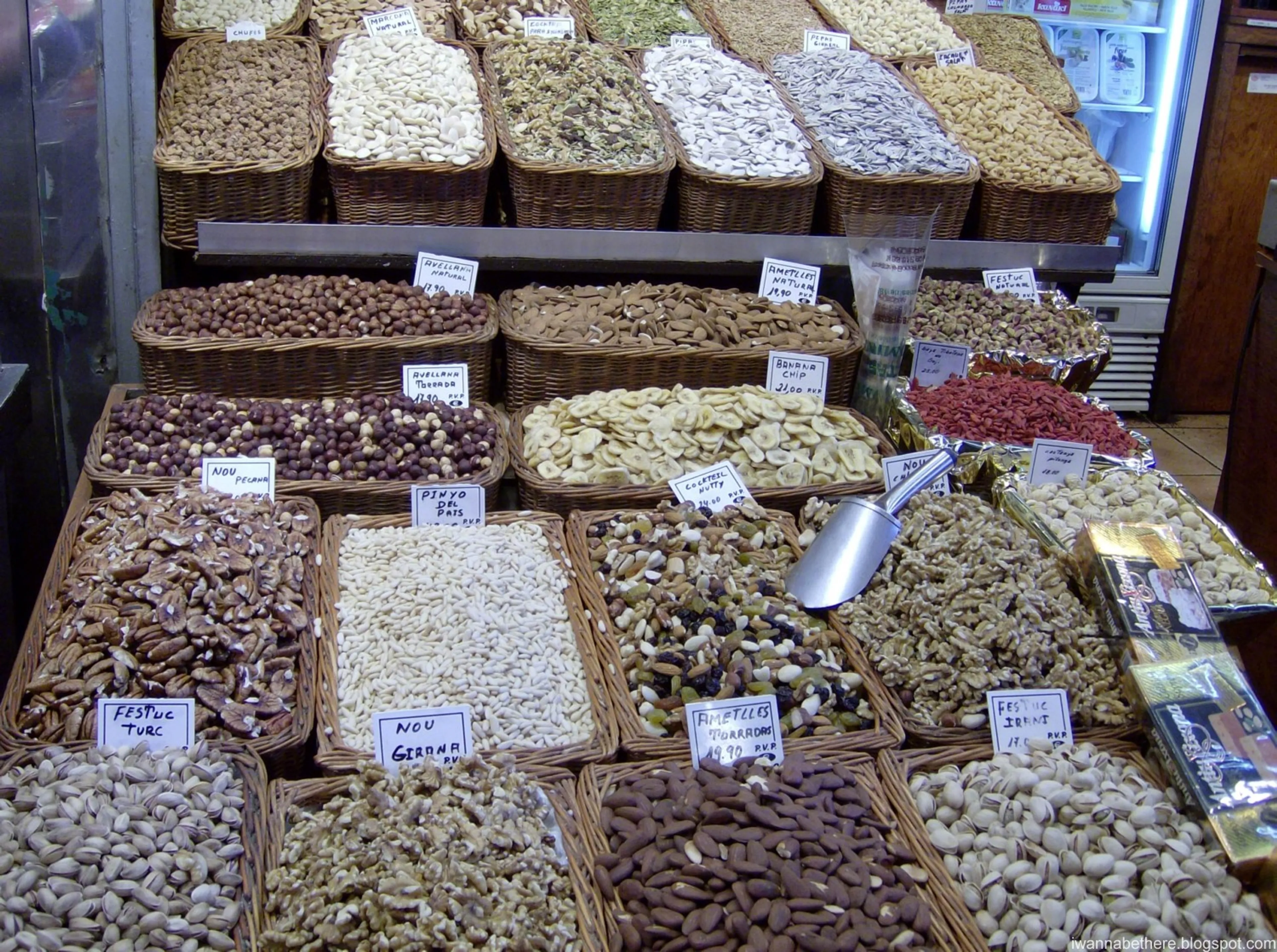 Капитал - Продукты в Алматы завезли контрабандой