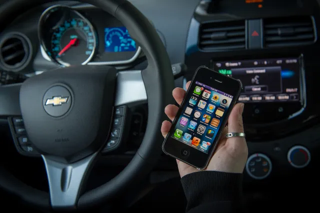 В Chevrolet с 2013 года будет функция Apple Siri