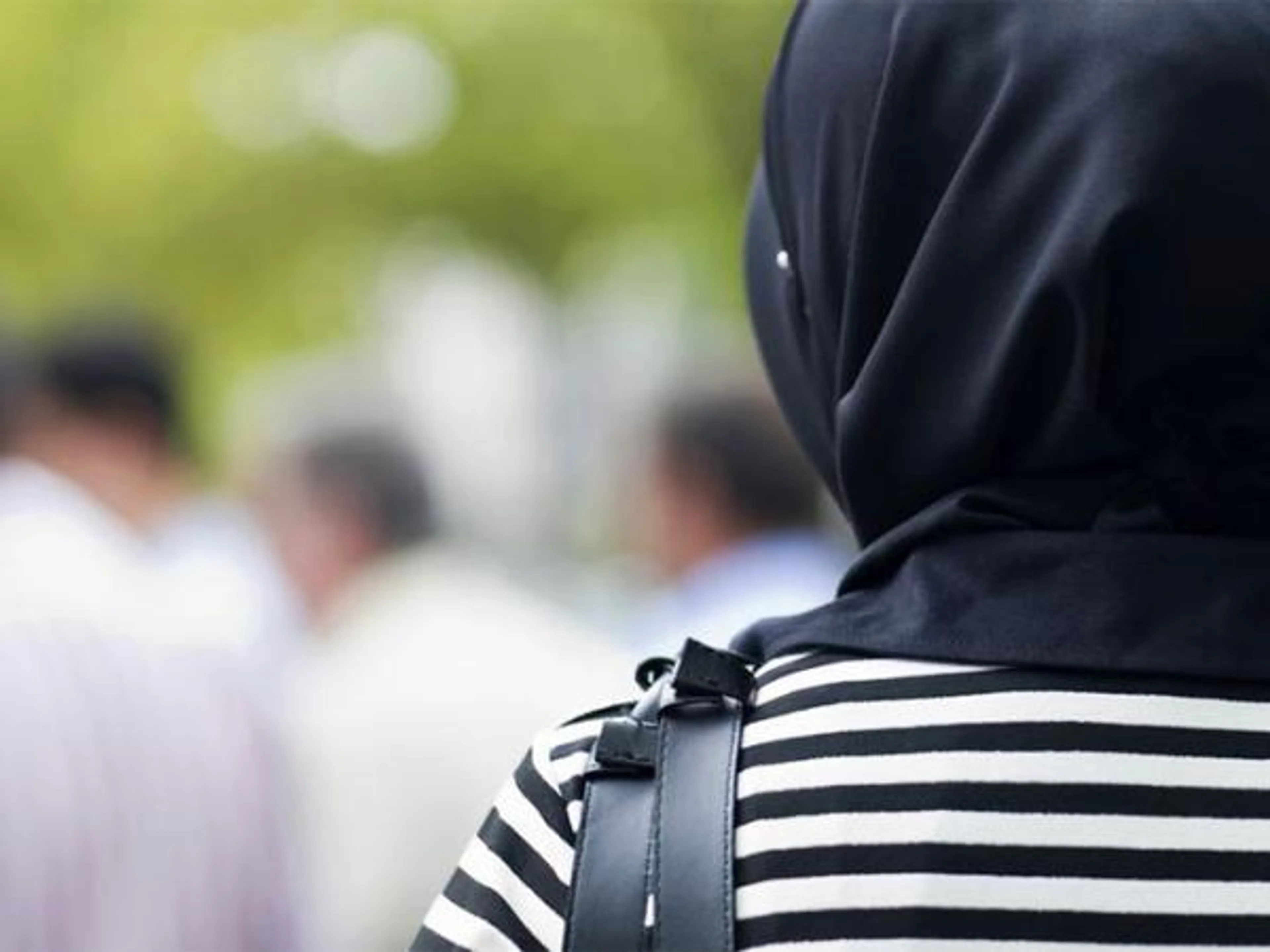 Капитал - Запрет на хиджаб введут после изучения общественного мнения