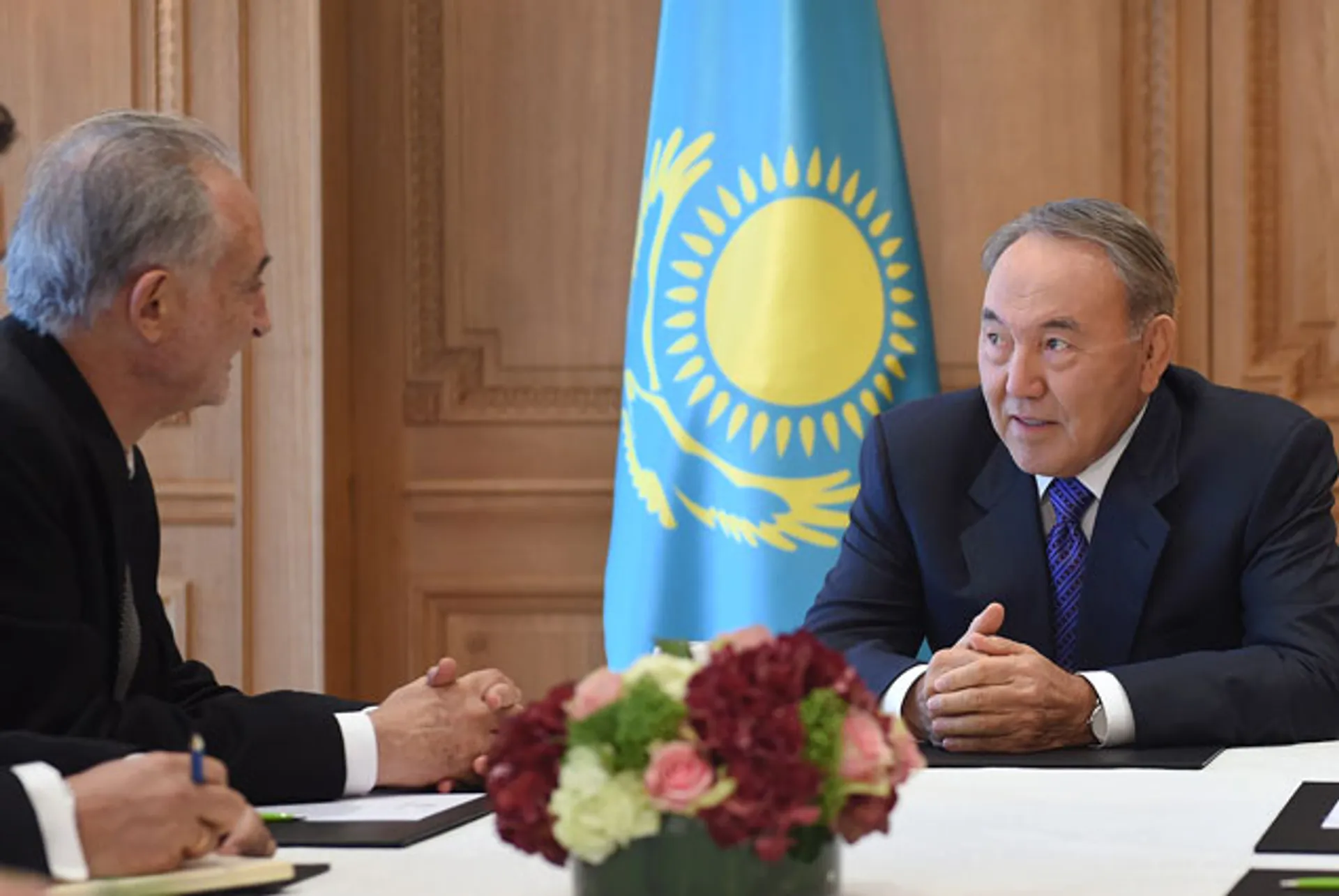 Капитал - Нурсултан Назарбаев провел ряд встреч во Франции
