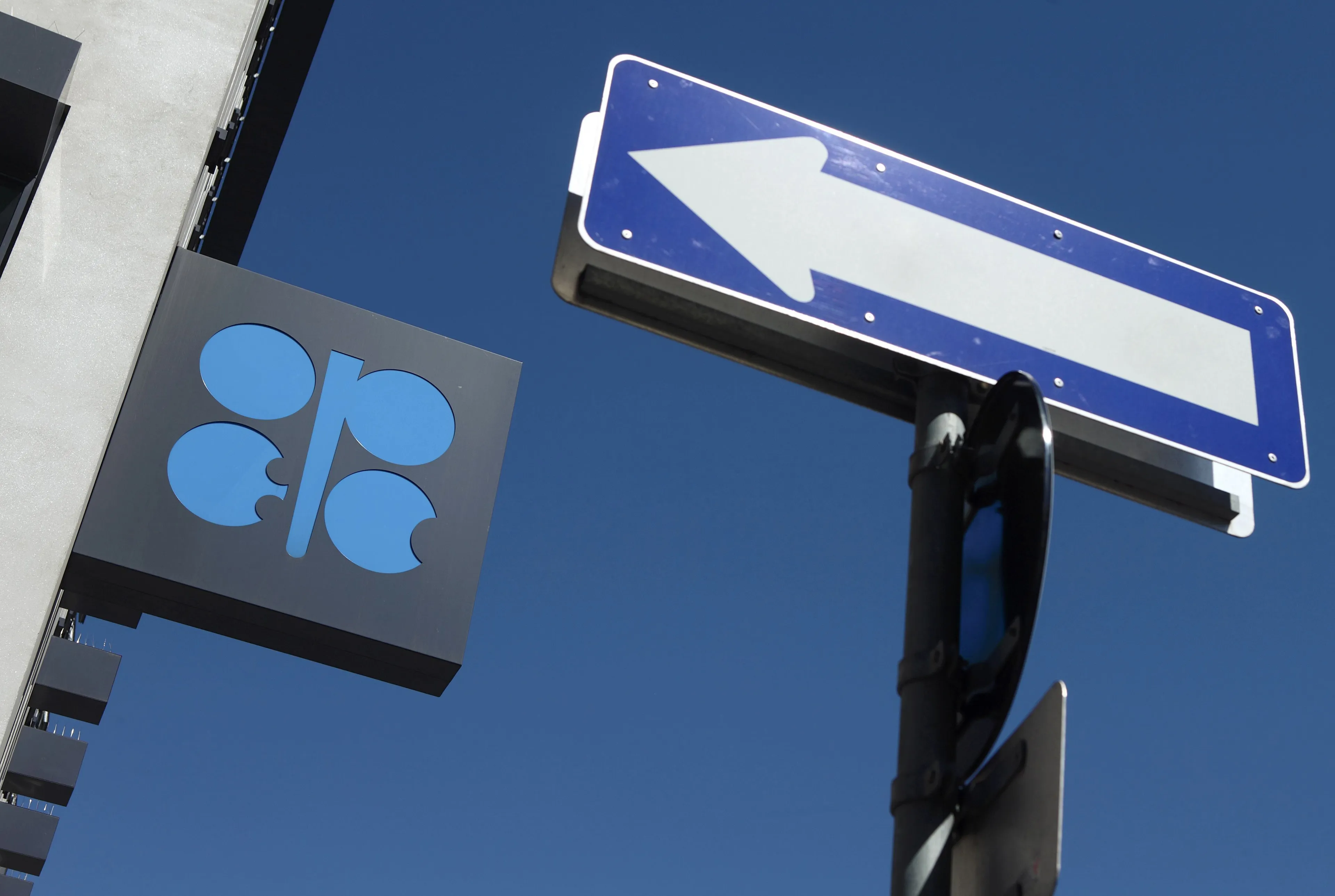 Капитал - Выжмет ли Brent 70, когда он лежа жмет лишь 50?