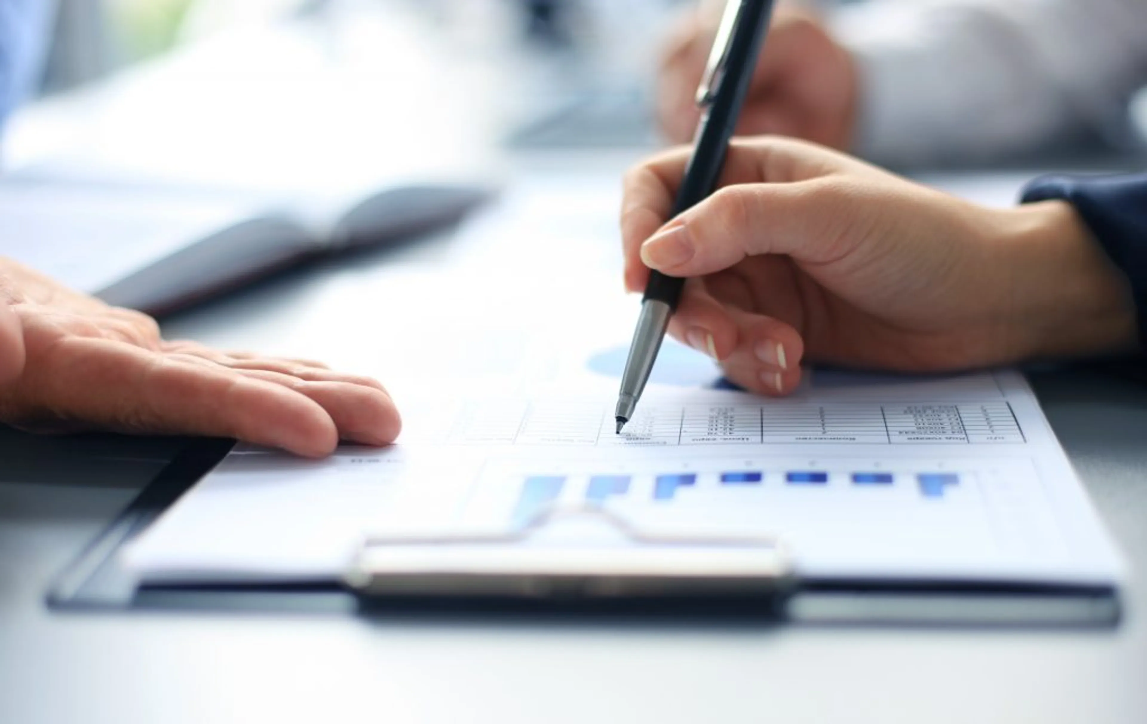 Капитал - Банкам запретят взимать некоторые комиссии по кредитам