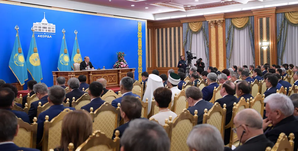 Капитал - Президент: Я два года всех долблю, давайте начнем