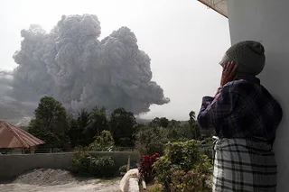 Капитал - На Бали из-за вулкана оказались заблокированы 60 тысяч туристов