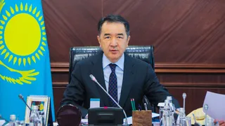 Капитал - Бакытжан Сагинтаев поручил снизить стоимость вакцины от менингита