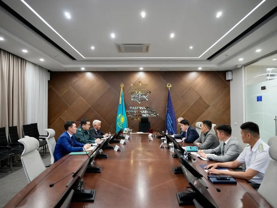 В Казахстане пресекли 534 попытки незаконного вывоза бензина марки АИ-92 