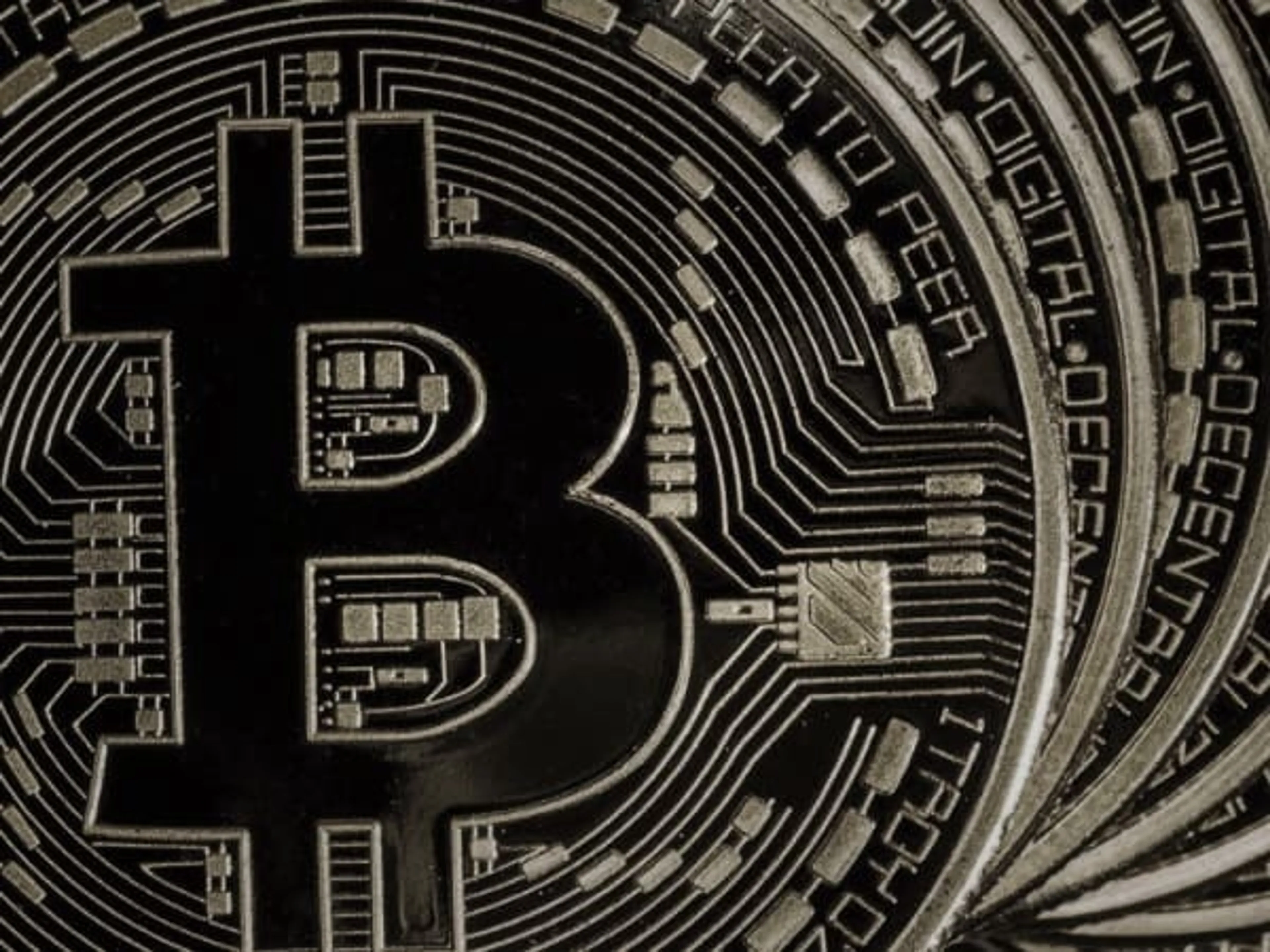 Капитал - Глава JPMorgan считает биткойн мошенничеством