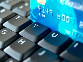 Капитал - ​Объем операций с электронными деньгами в 2016 году вырос в 3,5 раза