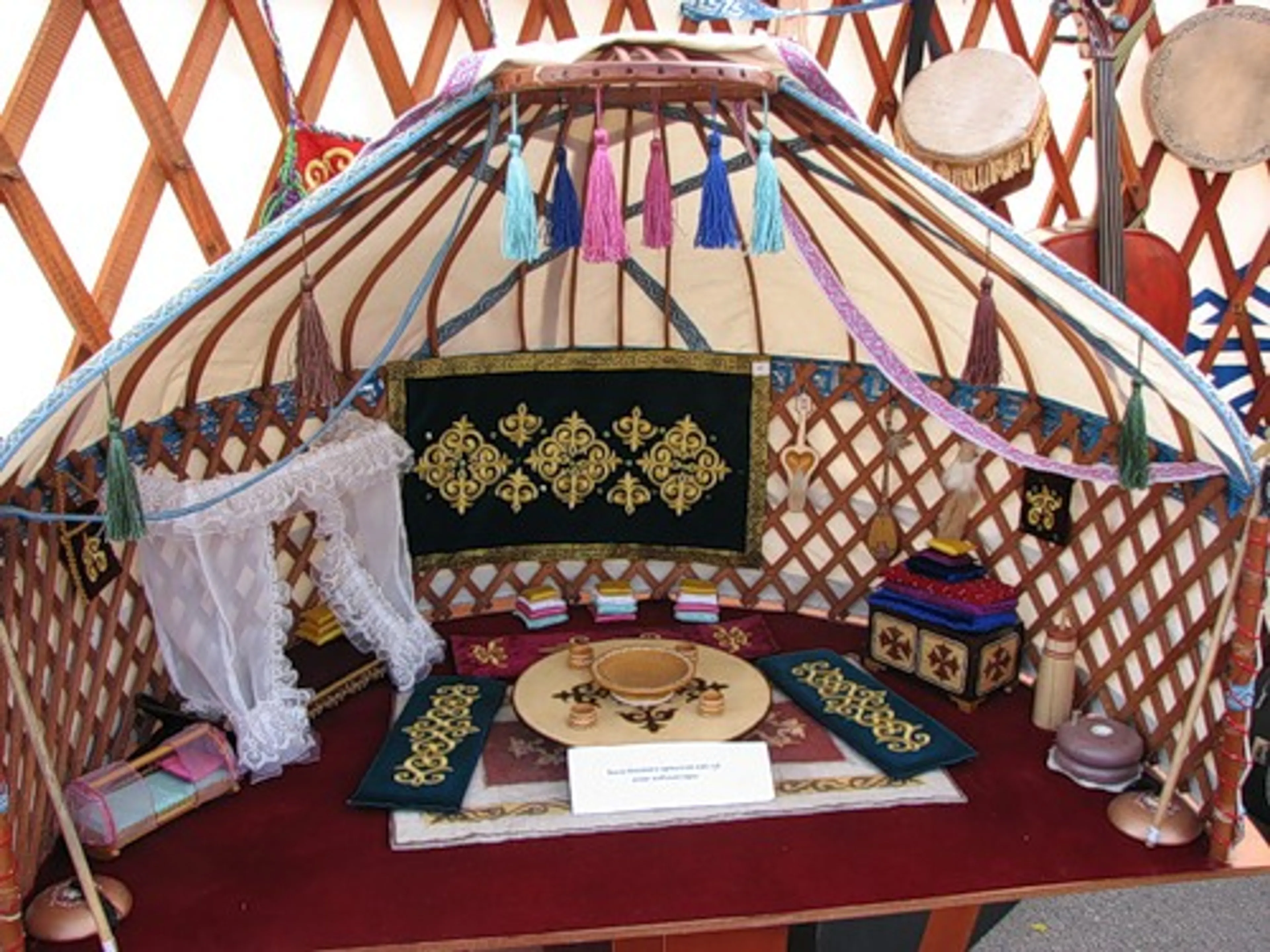 Капитал - Компании в РК отмечают Наурыз рабочим коллективом