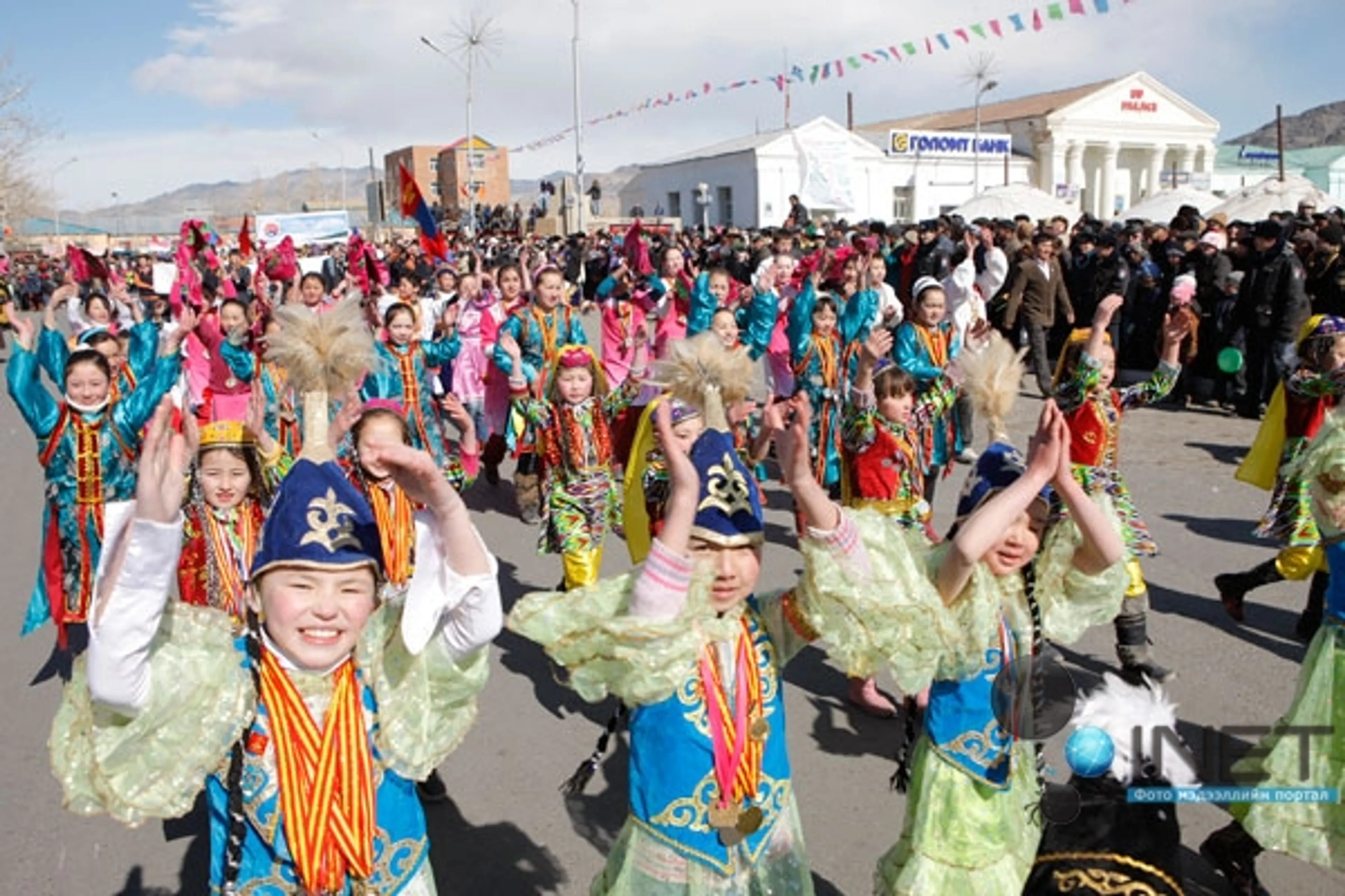 Капитал - Британцы необычно поздравили казахстанцев с Наурызом