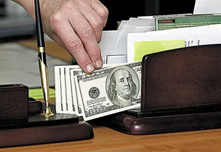 Капитал - В Шымкенте задержан главврач станции скорой помощи