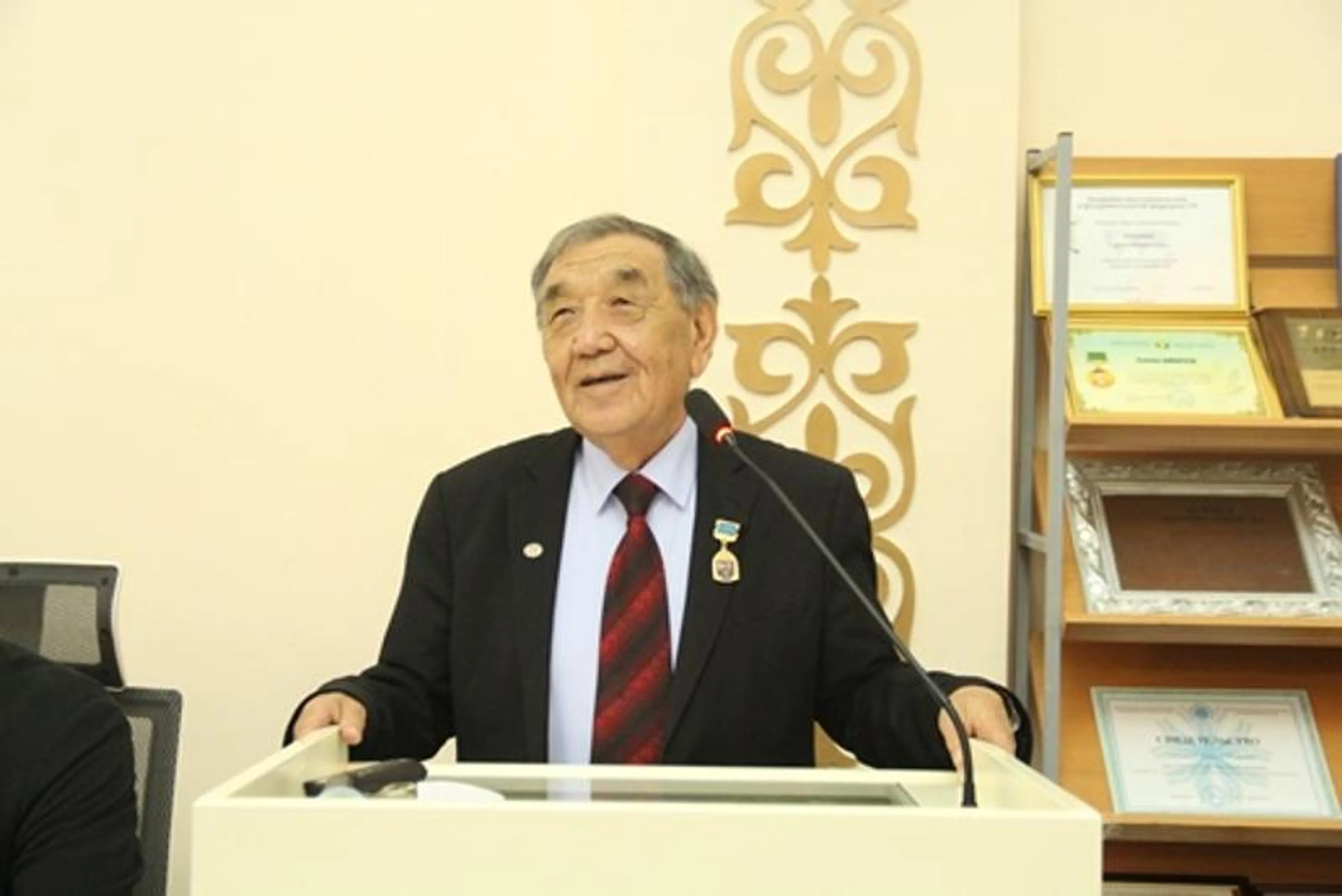 Капитал - Ушел из жизни профессор Сакен Амиреев