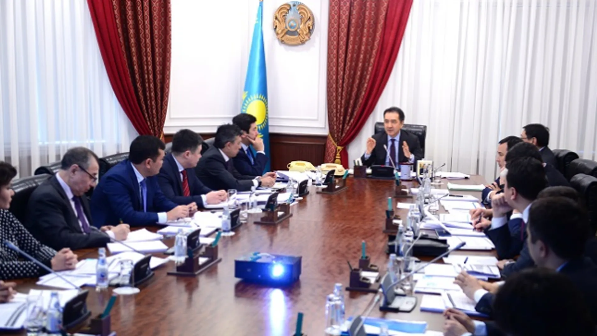 Капитал - Оздоровление банковской системы обсудил экспертный совет