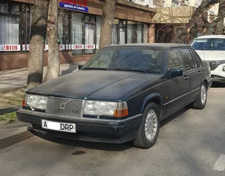 Капитал - Автопарк РК стареет, Volkswagen экономит, Tesla влияет, а Nyobolt удивляет