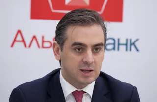 Капитал - Самрук-Казына будет владеть не более 10% акций объединенного банка