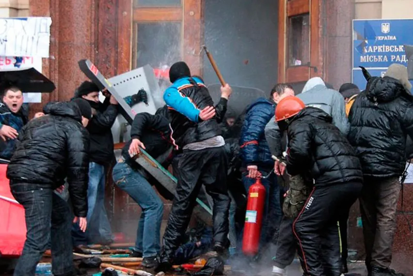 Капитал - В Харькове начались столкновения