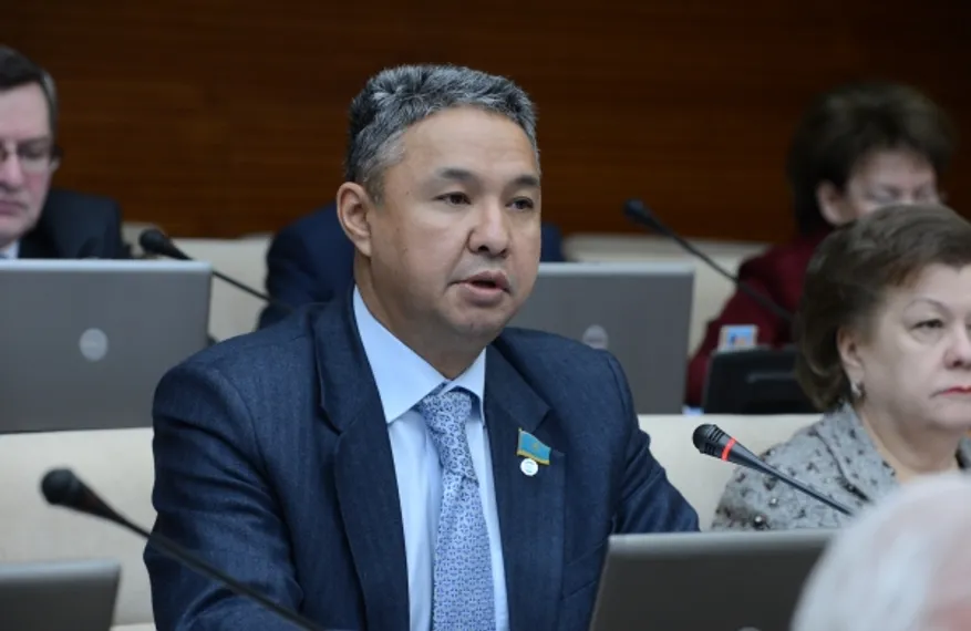 Капитал - Ак жол адресовал ряд вопросов Данияру Акишеву