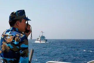 Капитал - Китай приостанавливает часть контактов с Вьетнамом