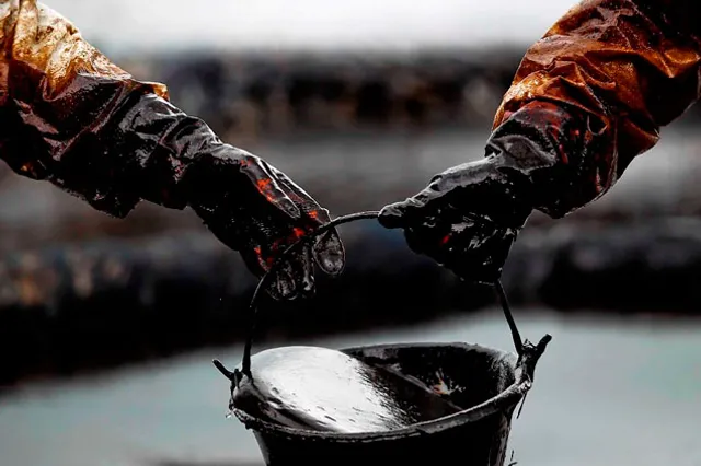 Цена нефтяной корзины ОПЕК упала до $100