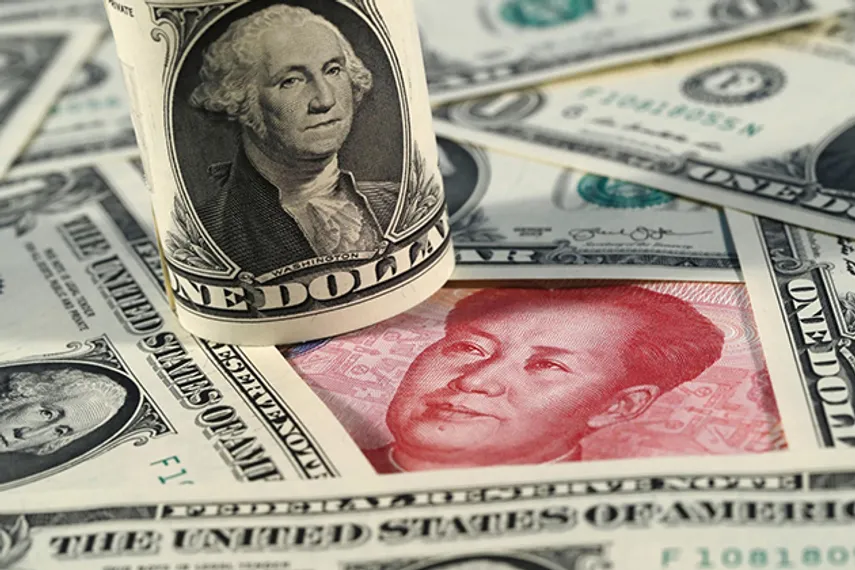 Капитал - Юань vs доллар. Тенге где-то посередине