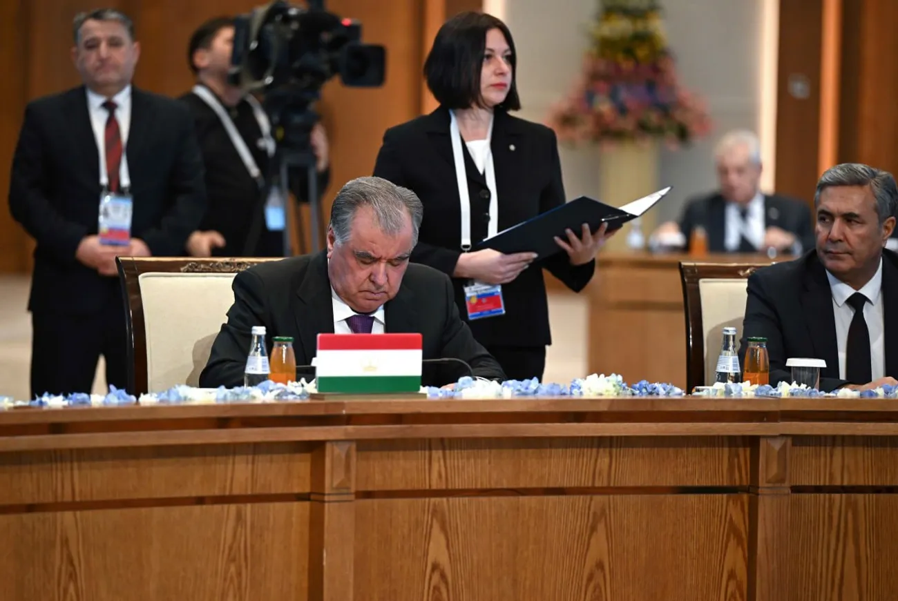 Страны ОДКБ утвердили программу по укреплению таджикско-афганской границы - фото kapital.kz