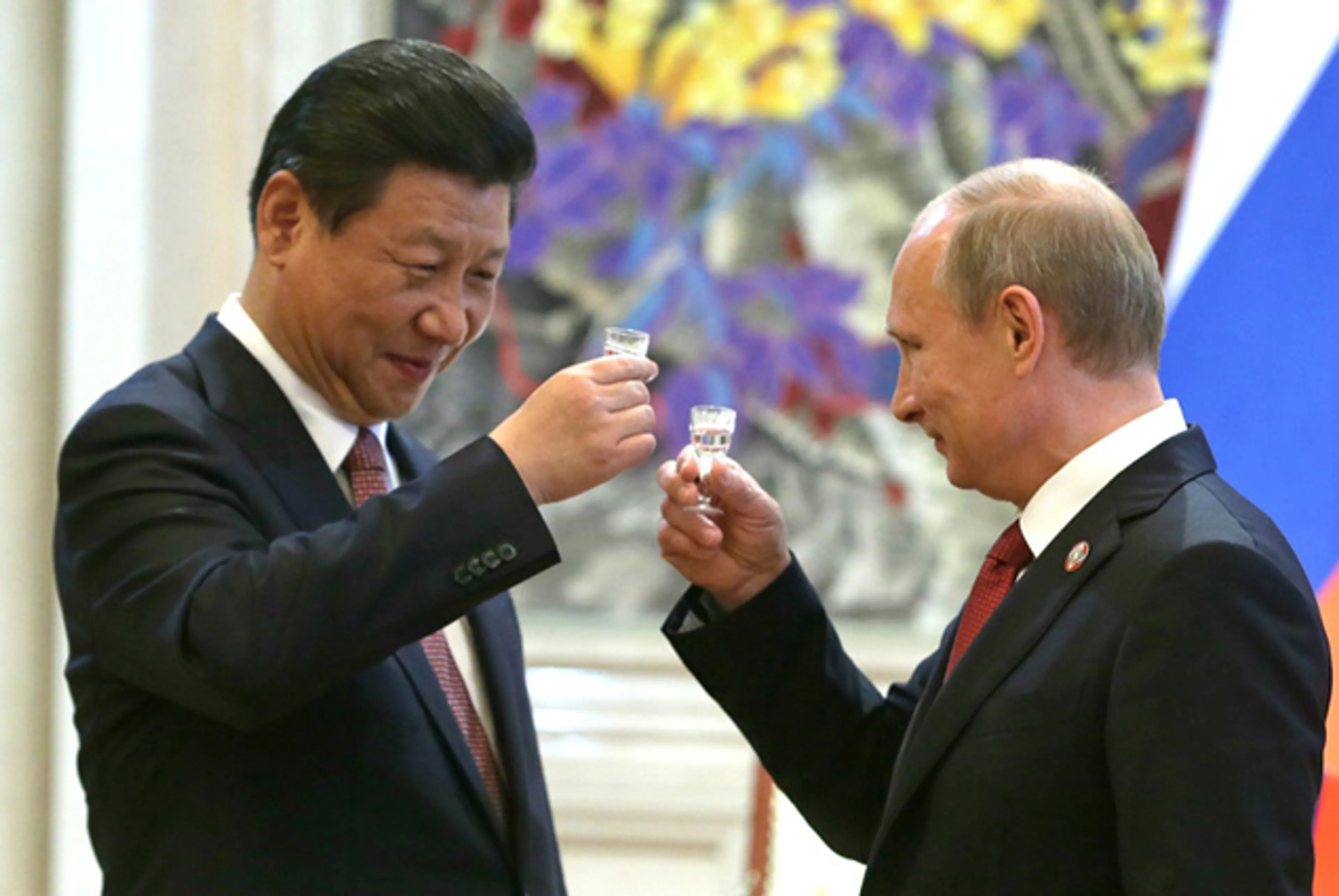 Капитал - Москва и Пекин перекраивают карту альянсов