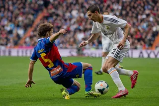 Капитал - В европейских футбольных чемпионатах прошли матчи очередных туров