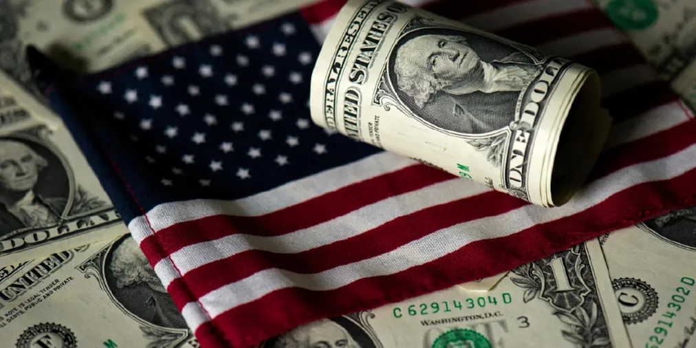 Капитал - Дефицит бюджета США удвоился