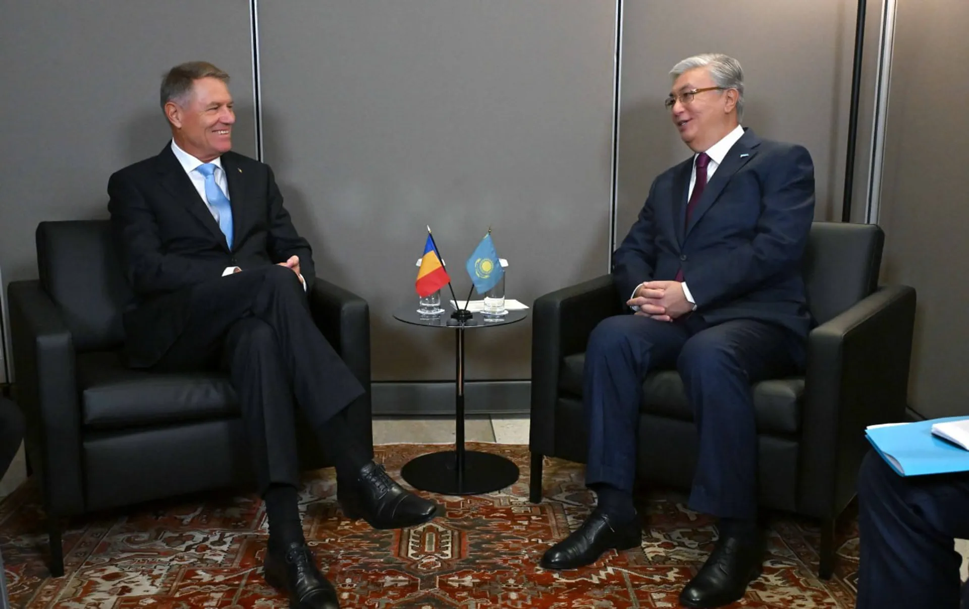 Капитал - Касым-Жомарт Токаев провел переговоры с президентом Румынии Клаусом Йоханнисом