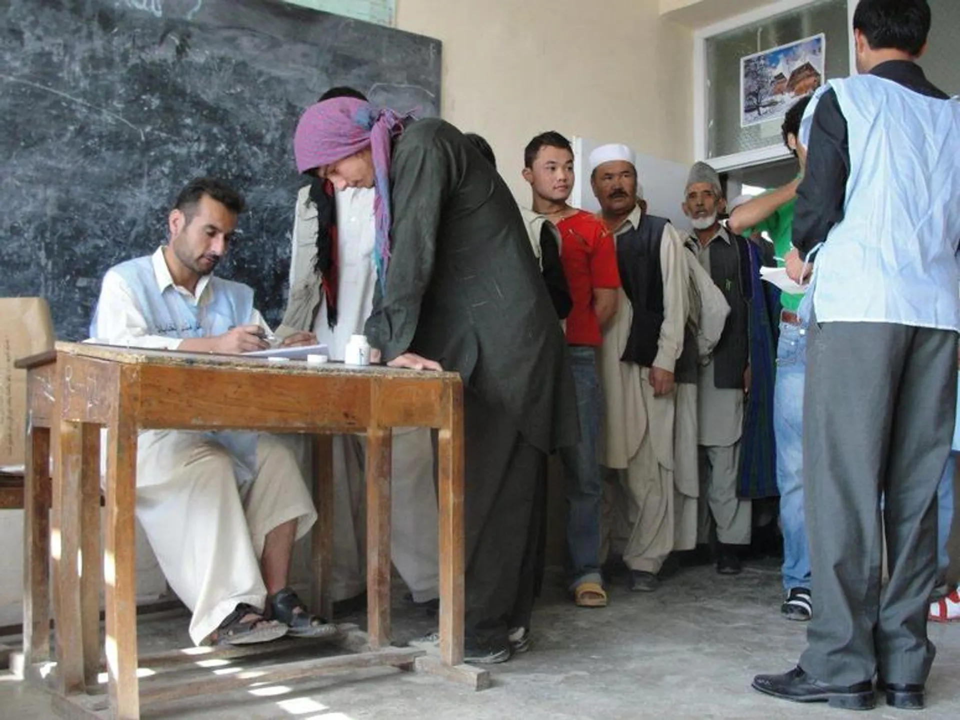 Капитал - Парламентские выборы в Афганистане отложены до 2016 года