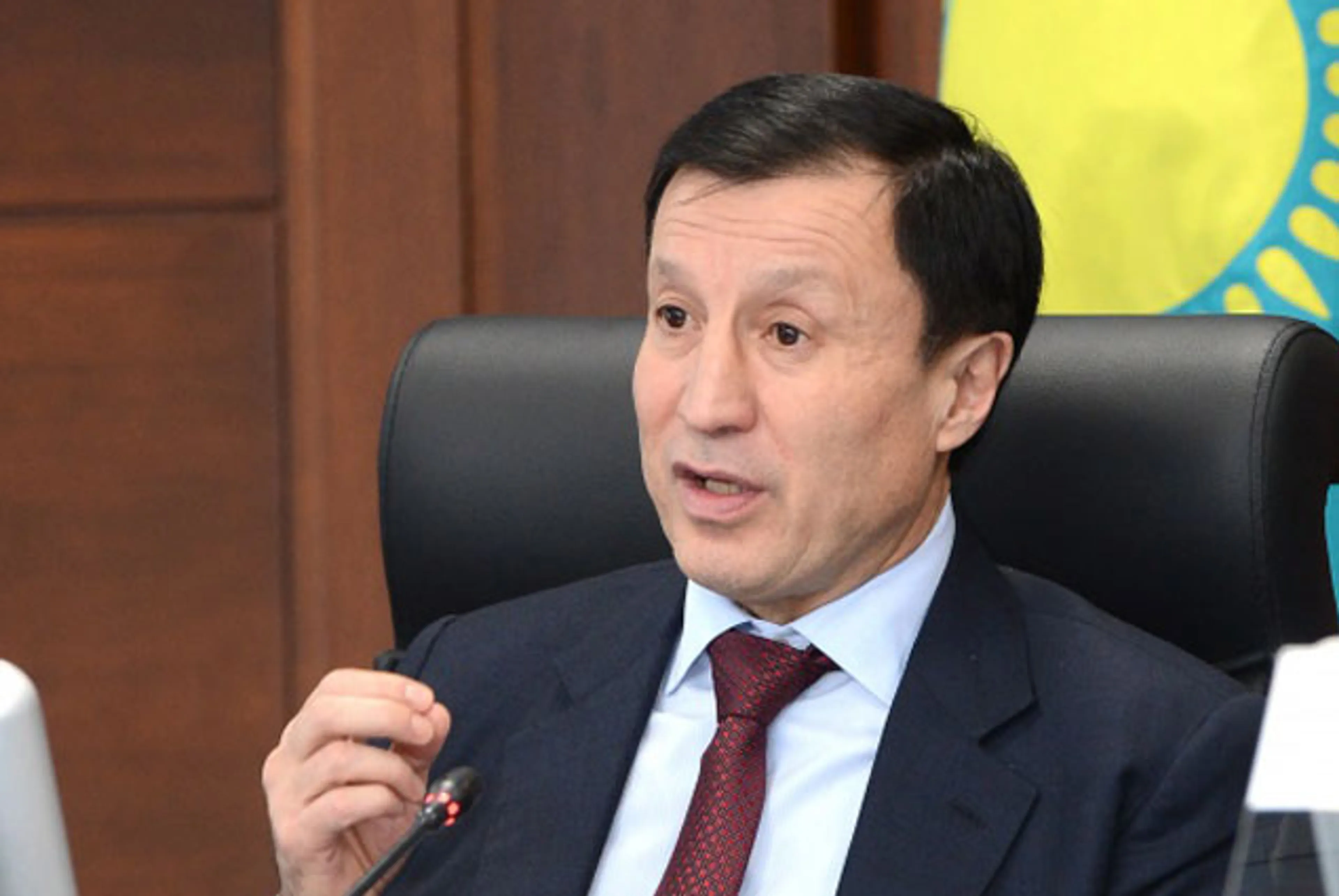 Капитал - Адильбек Джаксыбеков поручил запустить единый контакт-центр Астаны