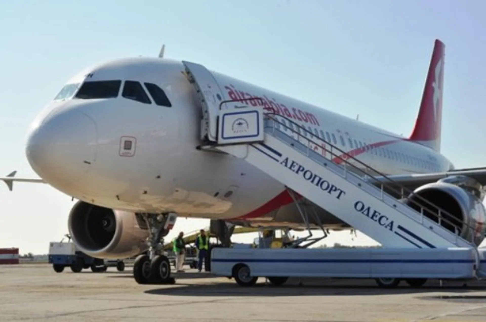 Капитал - Одесса планирует открыть  прямые рейсы с РК