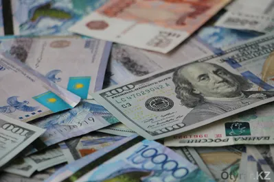 Объем дневных торгов по доллару на KASE резко вырос