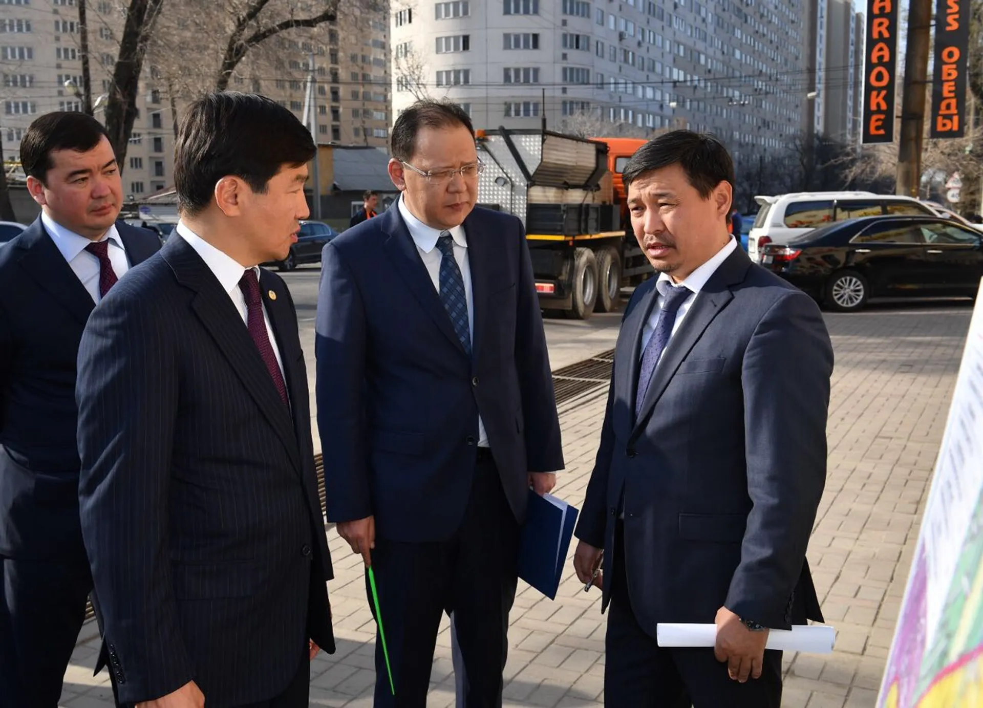 Капитал - На ремонт дорог и тротуаров Алматы выделено 7 млрд тенге