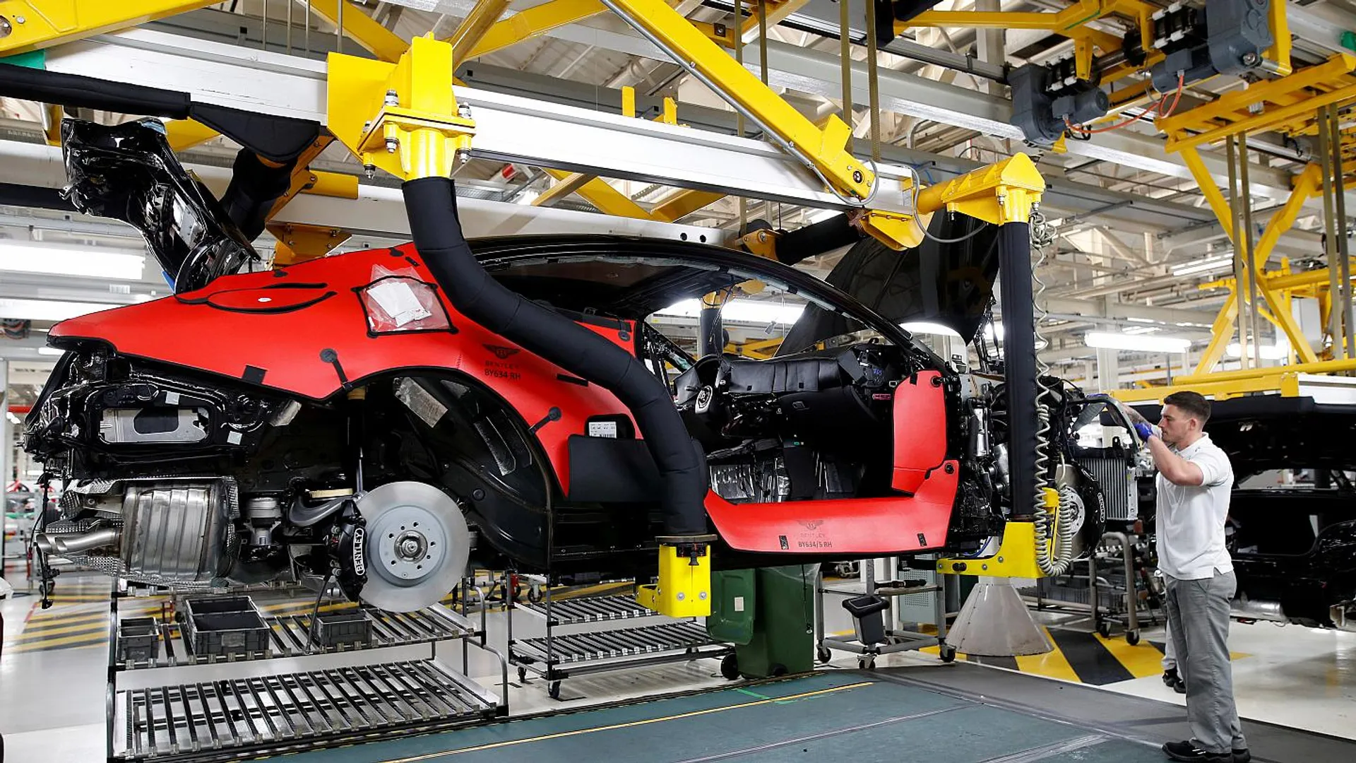 Капитал - Производство авто в Британии сократилось на 30%