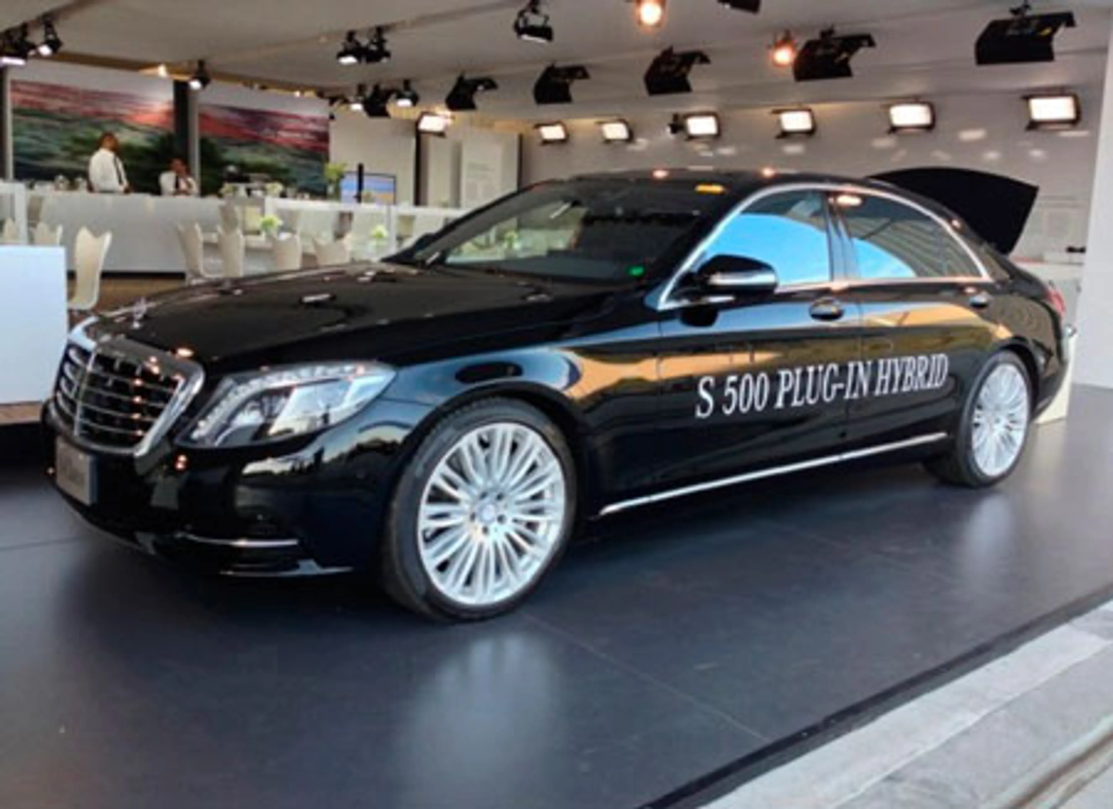 Капитал - Новый седан от Mercedes-Benz