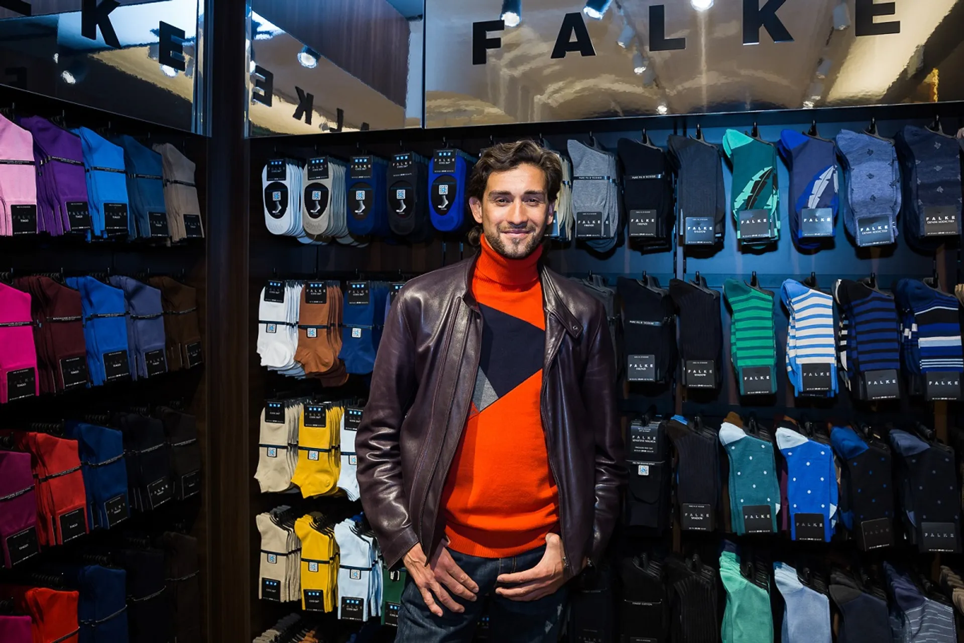 Капитал - Блестящая история Falke: носки вместо ремонта крыш