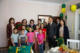 Капитал - Многодетные семьи фонда «SOS Детская деревня Алматы» отпраздновали новоселье