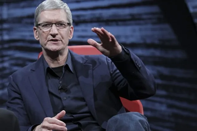 Глава Apple теряет популярность среди сотрудников
