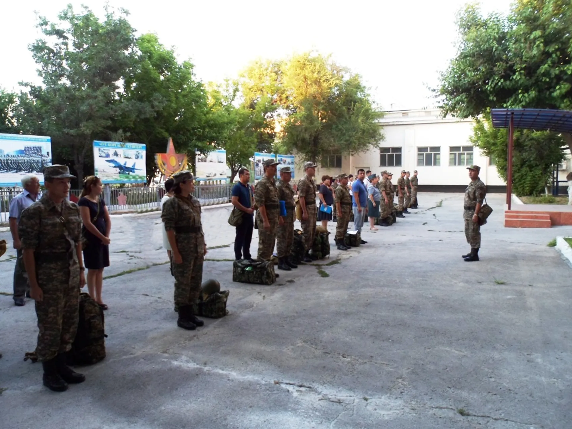 Капитал - В четырех областях проверили боевую готовность